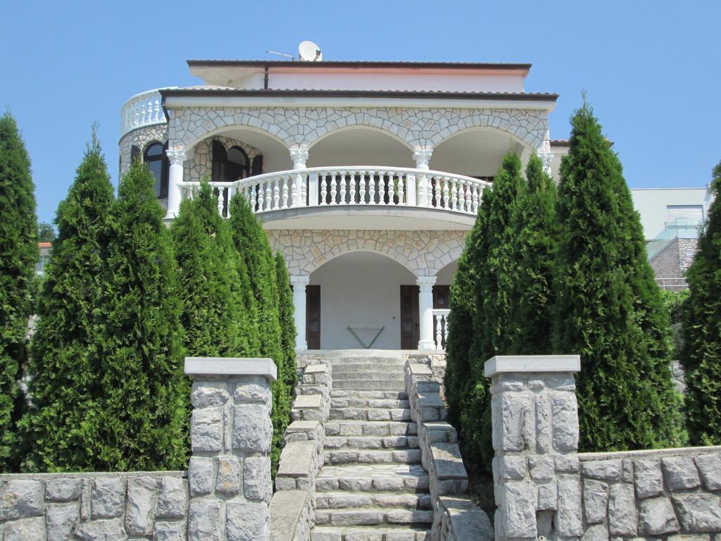 Apartments Villa Sandra Οπατία Εξωτερικό φωτογραφία